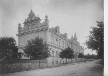 Nemocnice po r. 1905.jpg